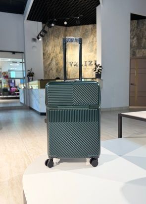 Средний Smart чемодан из поликарбоната с USB и отделением для ноутбука хаки Smart-M фото