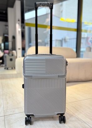 Smart валіза з полікарбонату з USB та відділенням для ноутбуку сріблястий Smart-S фото