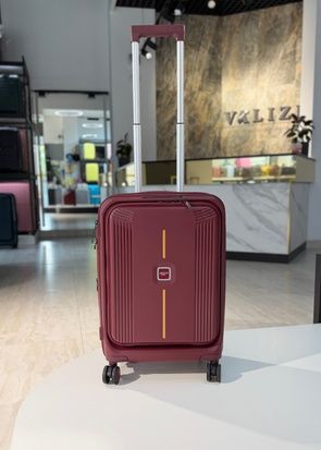 Чемодан с отделением для ноутбука и USB S ручная кладь бордовая FR-0122-S фото