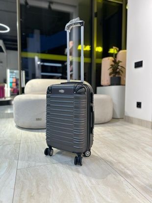 Валіза пластикова для ручної поклажі S+ (55 см) графіт K-01-S+ фото