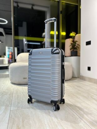 Валіза пластикова M+ (65 см) срібло K-01-M+ фото
